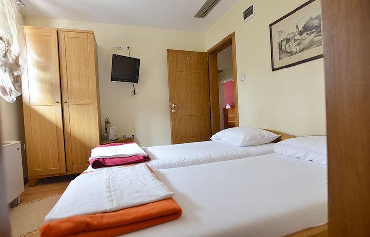 Motel Kneginja Čačak Rom bilde